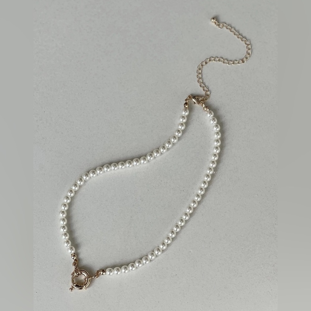 Princess Polly Pearl Necklace